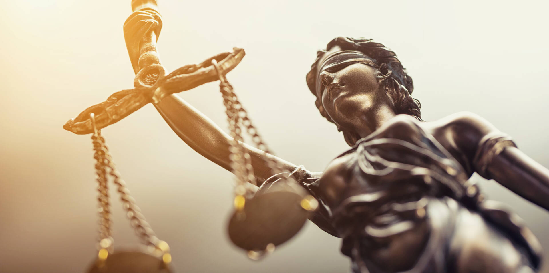 Larson Latham Huettl Attorneys
